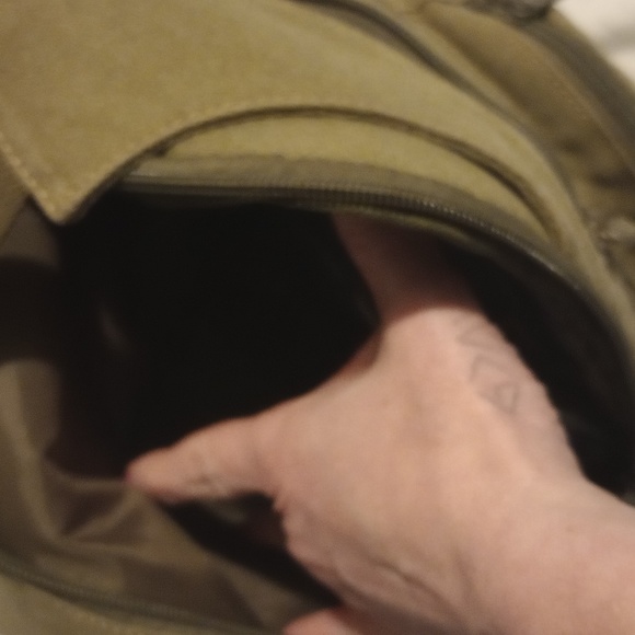 Canvas hiking back pack - Picture 2 of 3